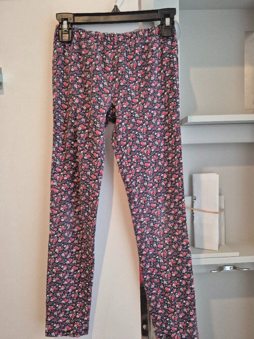 Girls Size 8 Floral Leggings Bundle (2 Pairs)